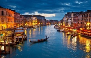 San-Valentino-sul-gran-canale-a-Venezia
