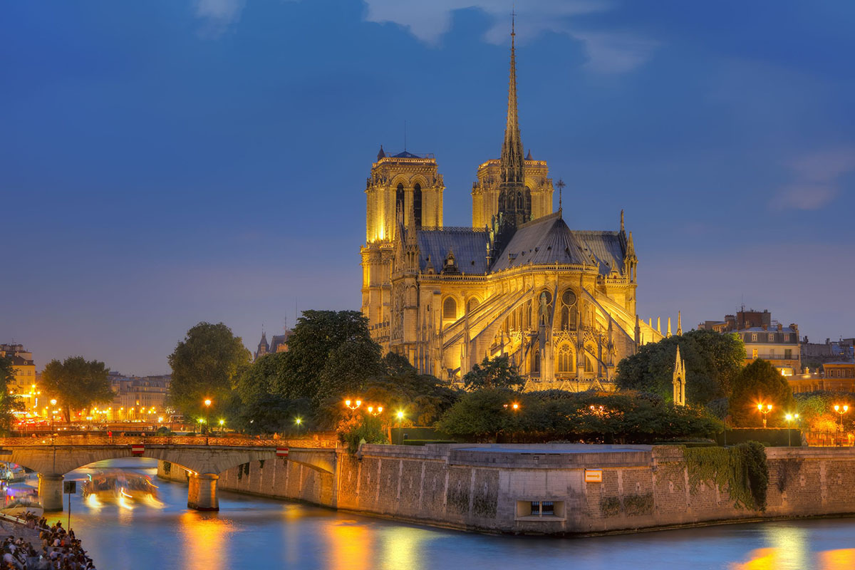 Perché la Cattedrale di Notre-Dame si chiama così volo last minute eDreams