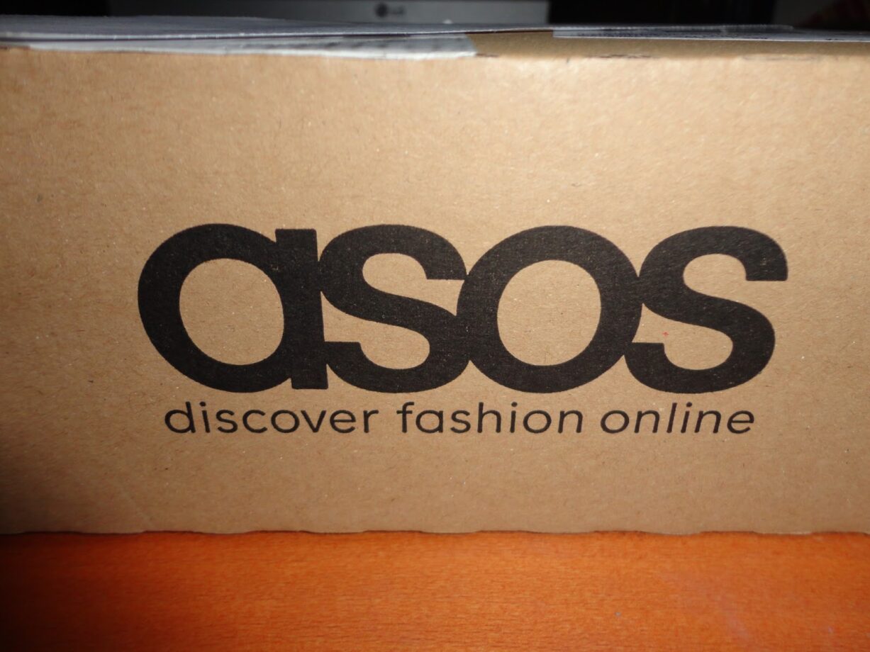 Come fare reso su Asos