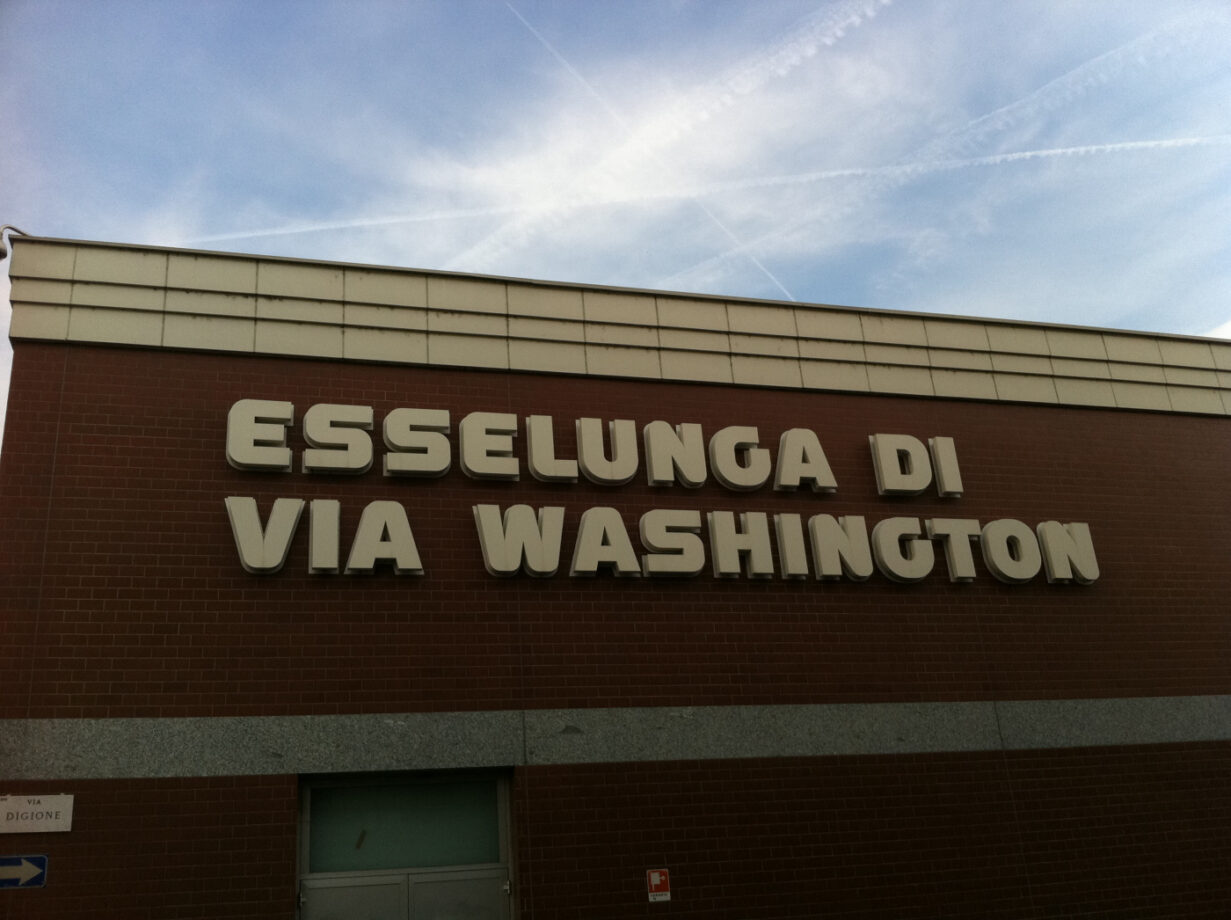 Esselunga via Washington