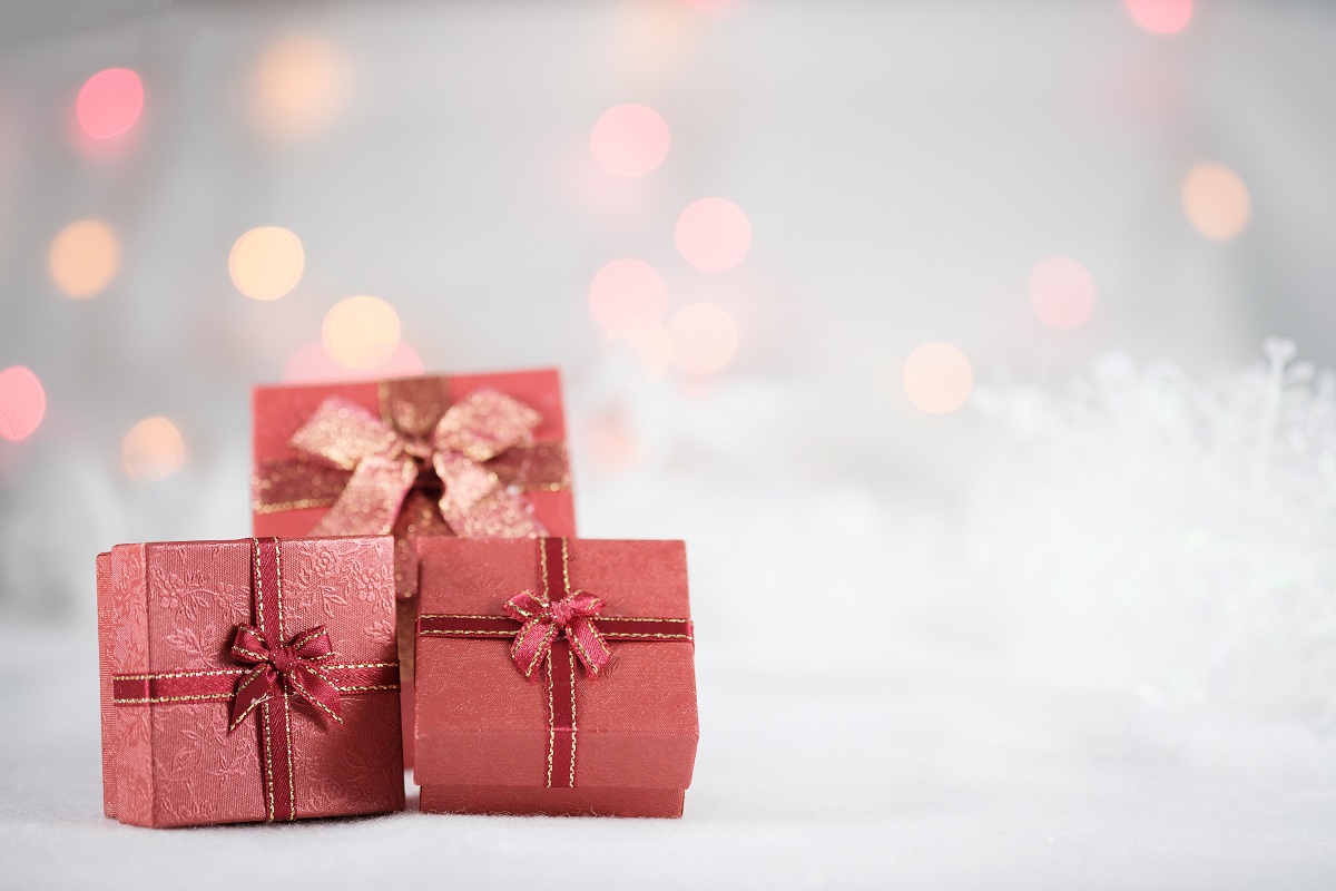 Quali sono i regali natalizi che costano poco?