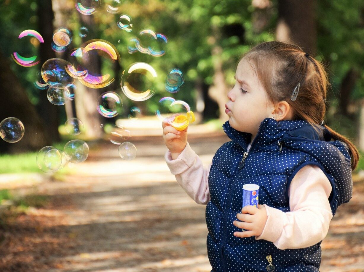 Idee regalo fai da te per bambini di 3 anni: consigli e suggerimenti