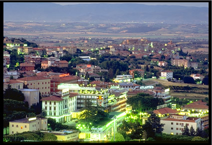 1293 chianciano terme terme by night